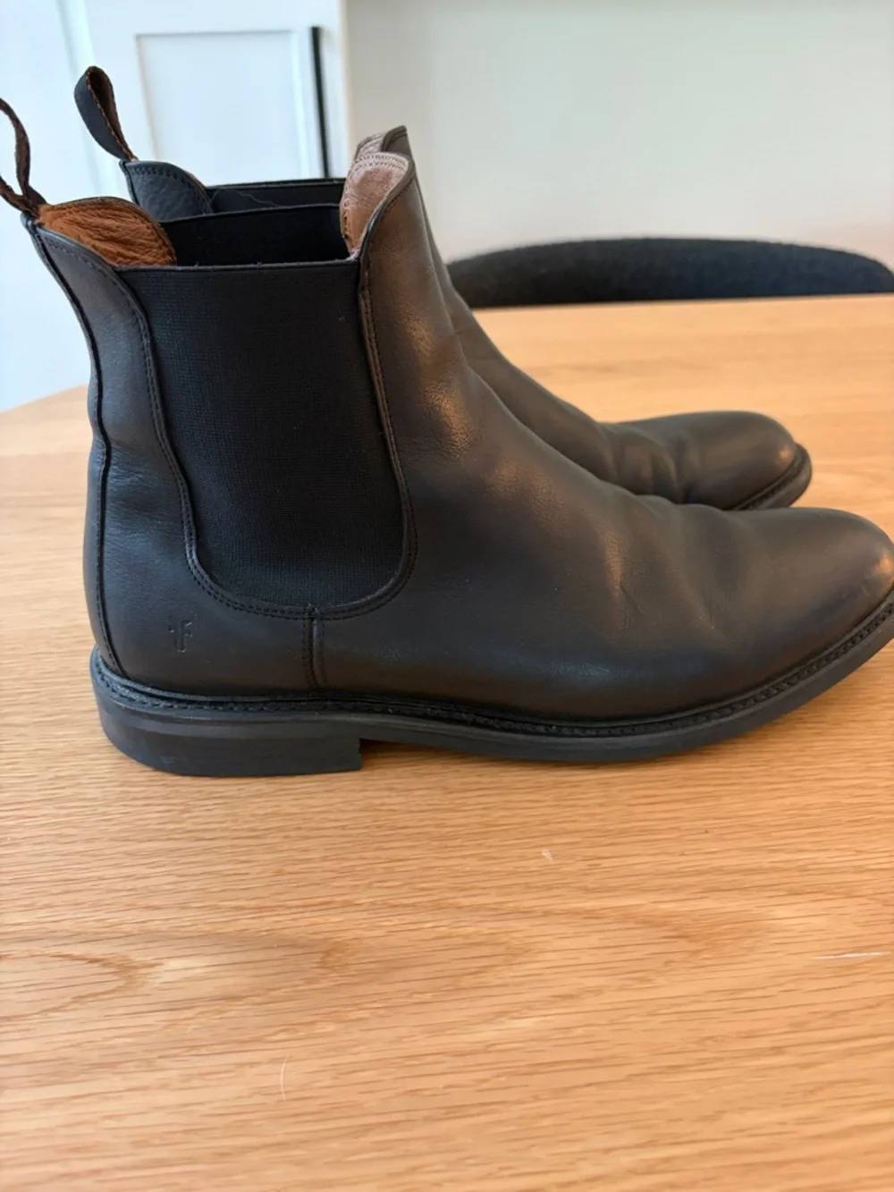 Frye Black Leather Chelsea Boots - Picture 2 of 4